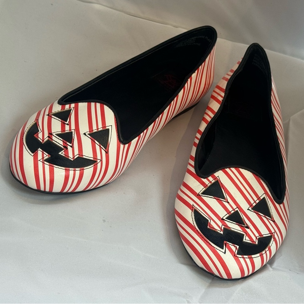 Strange Cvlt Lydia Jack O'Lantern Limited Edition Candy Cane Flats Size 10 - Picture 2 of 4